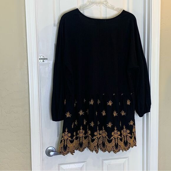 ASOS DESIGN wrap dress with gold cutwork embroidery detail in black Size 14 - Picture 5 of 12